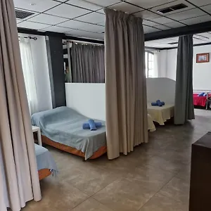 Chill 12 Hostal